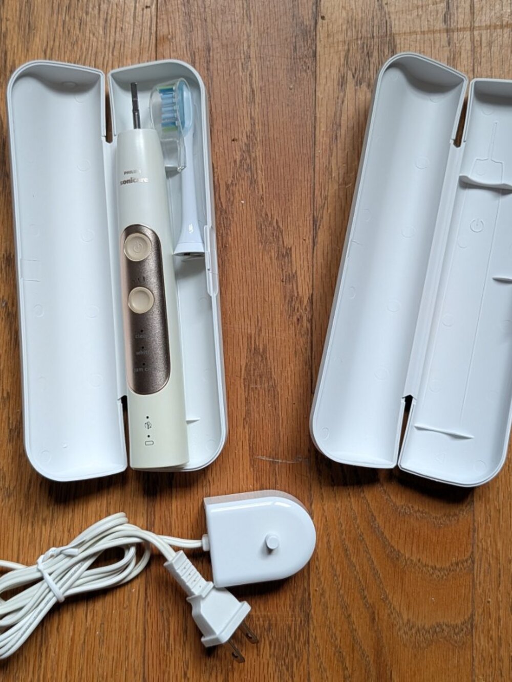 Philips Sonicare HX751G Electric Toothbrush Set - Gold/White + New C3 Head, Case - Picture 12 of 12